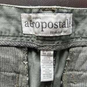 Aeropostale Army green shorts mid rise size 9/10
